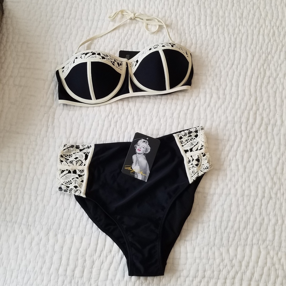 Marilyn Monroe Bikini